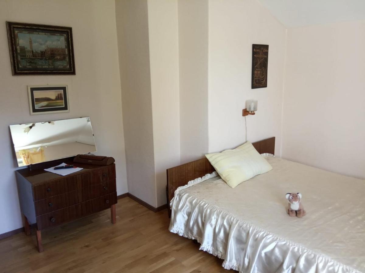 Apartment In Kauguri Jūrkalne Eksteriør billede